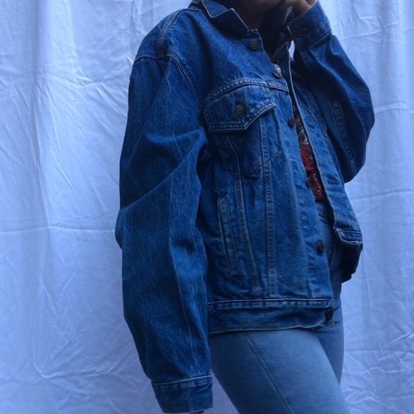 Vintage Levi’s denim jacket - Picture 4 of 6